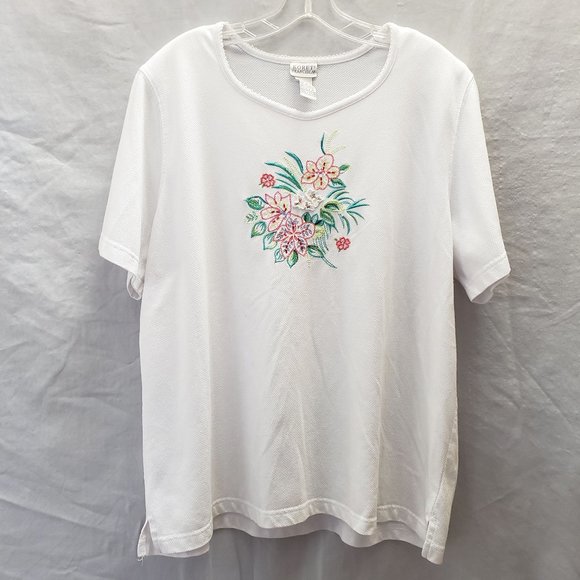 Koret Tops - Koret Francisca Women's 1X White Embroidered Floral Scoop Neck Shirt Top Blouse